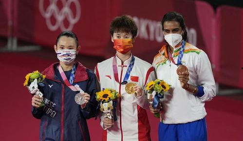 陈雨菲吃瓜求婚视频,意外曝光浪漫求婚视频